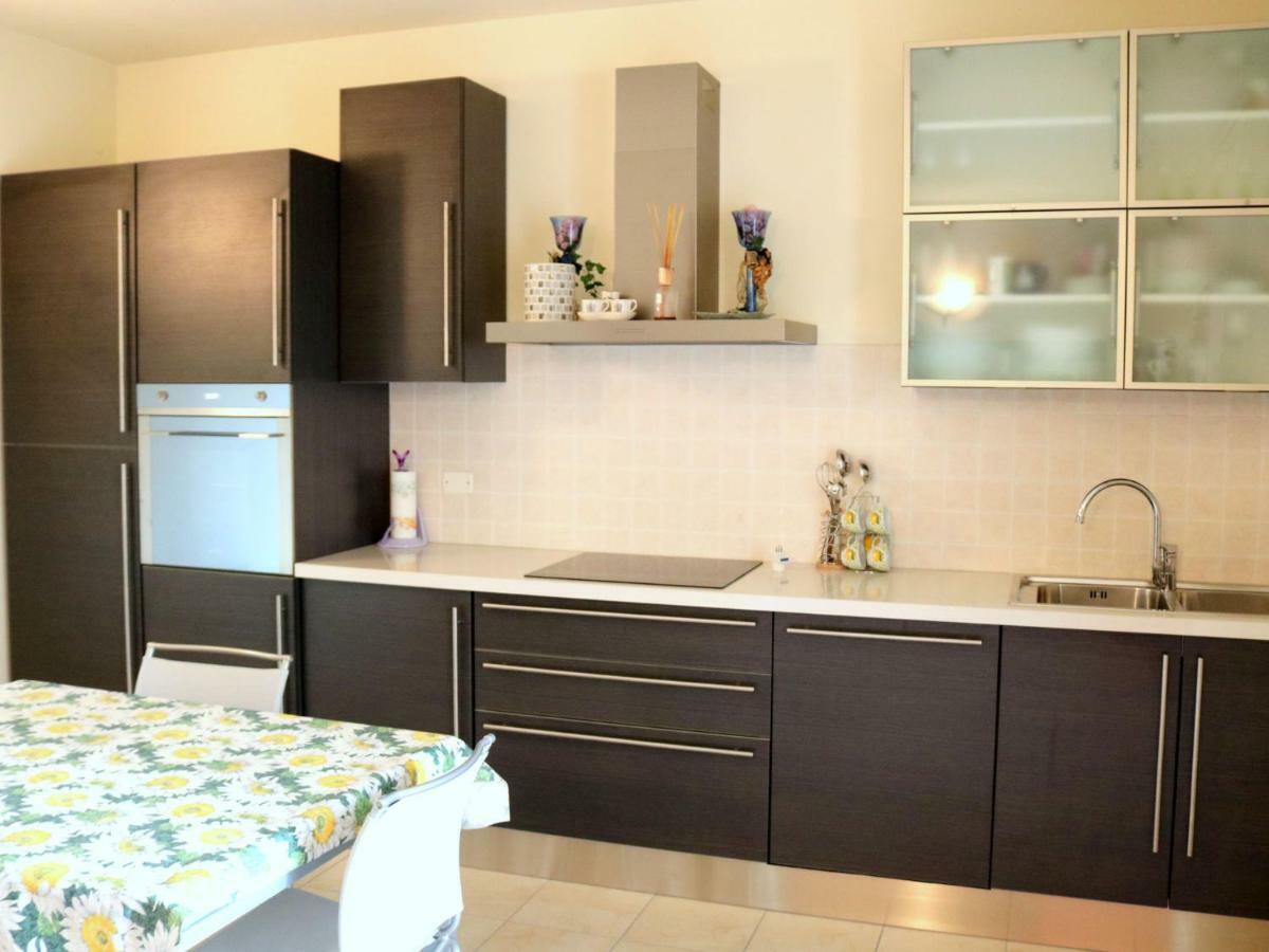 Casa vacanze Small Of Only 18 With Swimming Pool Lazise
